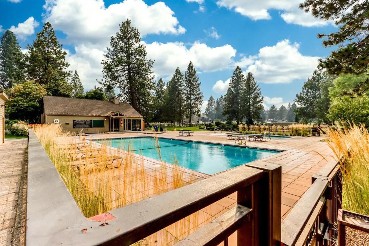Seventh Mountain Resort Bend Exterior foto